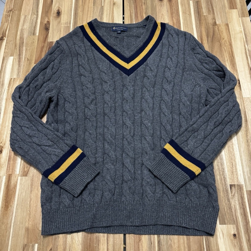 Brooks Brothers Sweater Mens XL Gray Italian Yarn Cable Knit Vneck Tennis Preppy